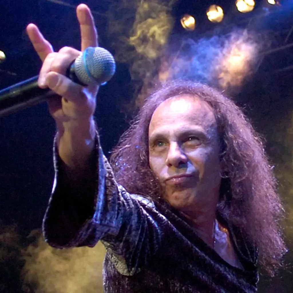 RONNIE JAMES DIO